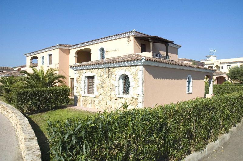 סאן תאודורו Residence Stella Marina מראה חיצוני תמונה